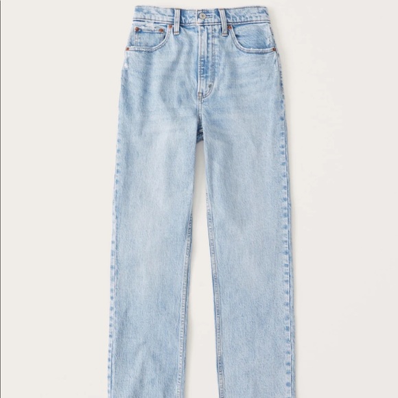 ABERCROMBIE & FITCH 90s Ultra High Rise Straight Jeans in Light Blue Wash - Picture 2 of 16